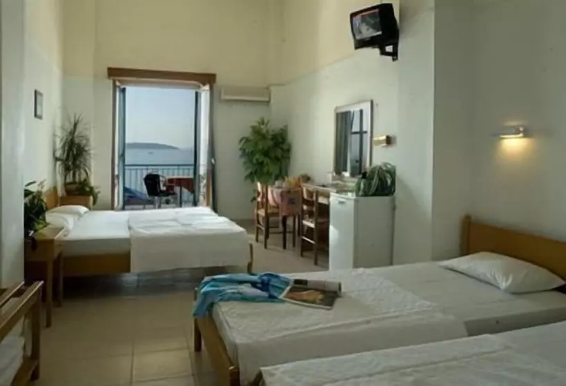 Fotos del hotel Christina:  17