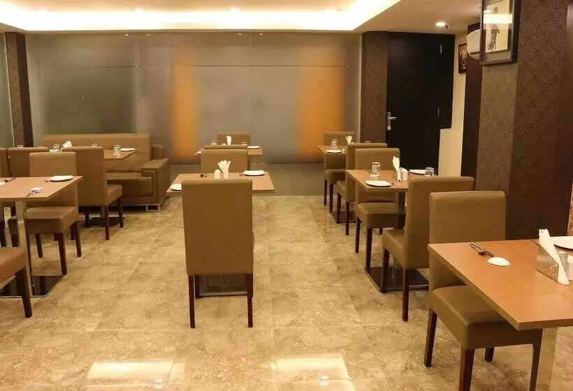 Fotos del hotel Oyo Premium Lansdowne:  16