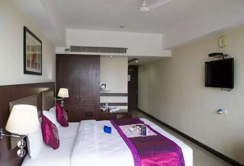 Fotos del hotel Oyo Premium Vani Vihar:  14