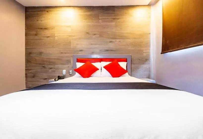 Fotos del hotel Capital O Garibaldi:  8