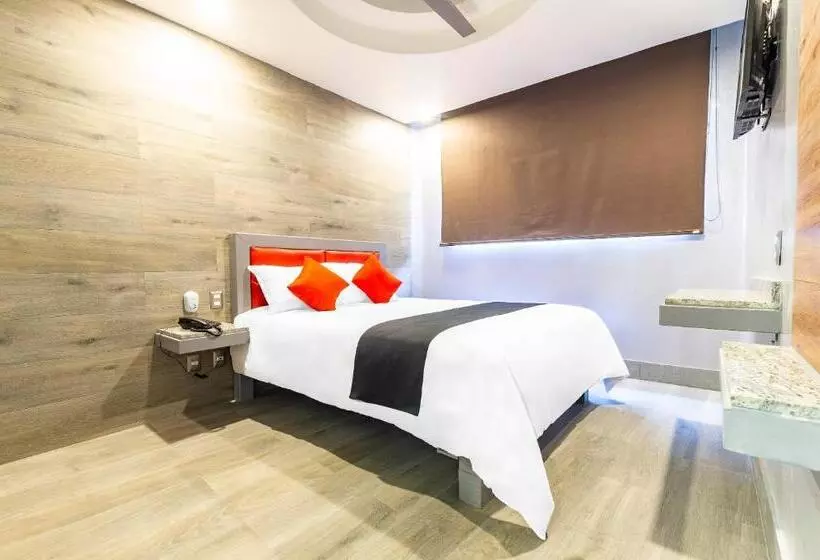 Fotos del hotel Capital O Garibaldi:  21