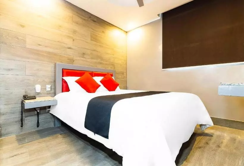 Fotos del hotel Capital O Garibaldi:  2