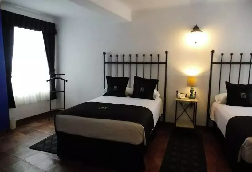 Fotos del hotel Real De Leyendas:  3