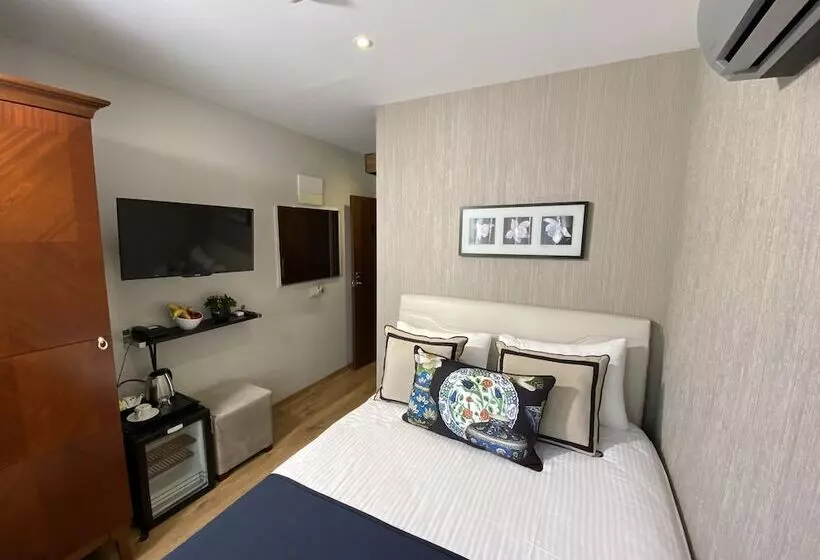 Fotos del hotel Four Doors:  18