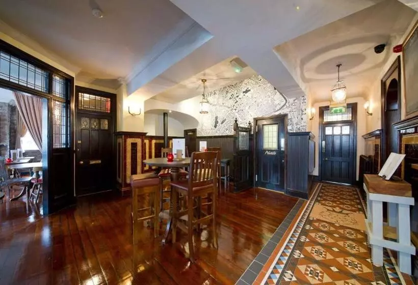 Fotos del hotel The Rose & Crown York:  9