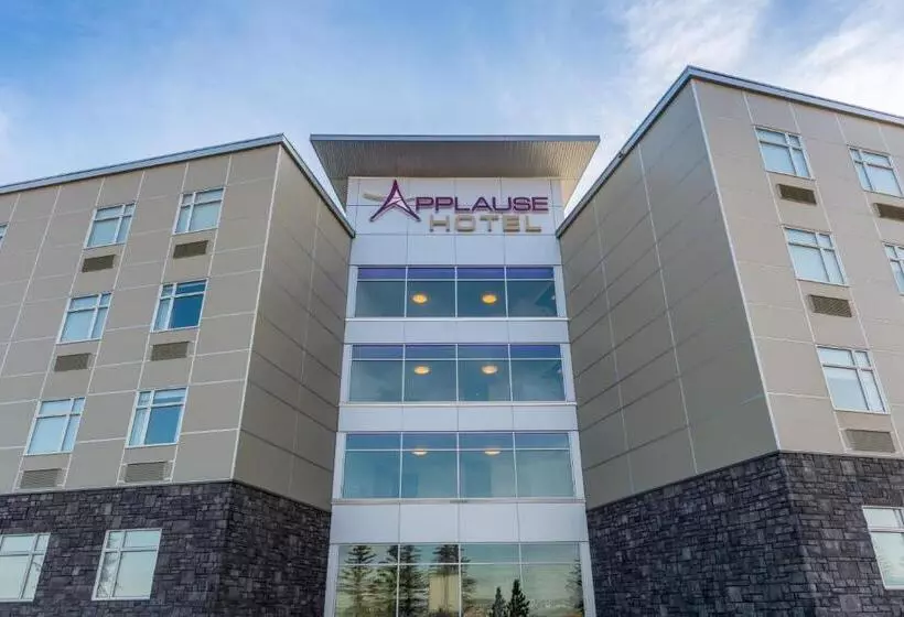 Applause Hotel By Clique