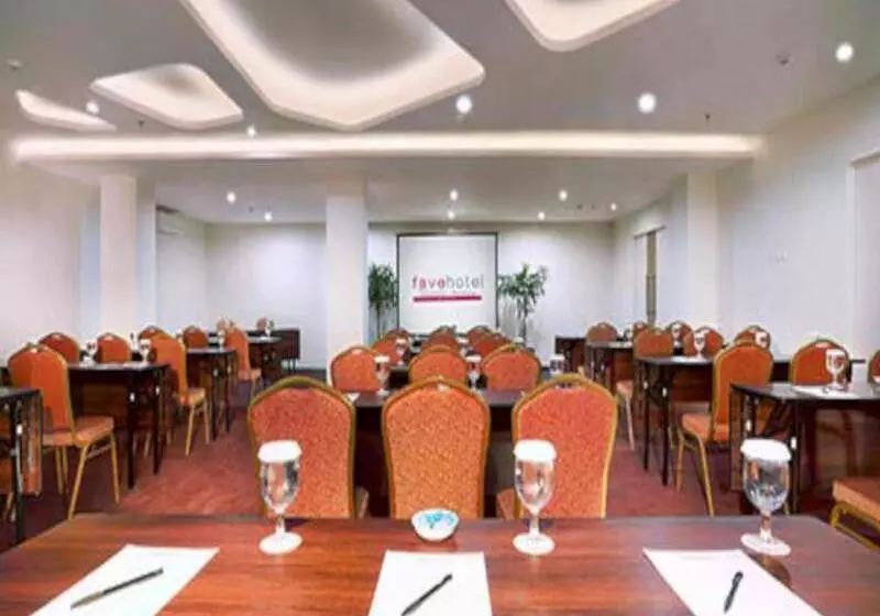 Fotos del hotel Fave Diponegoro:  4