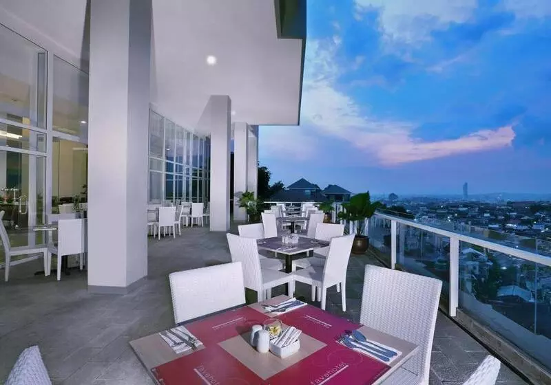 Fotos del hotel Fave Diponegoro:  5