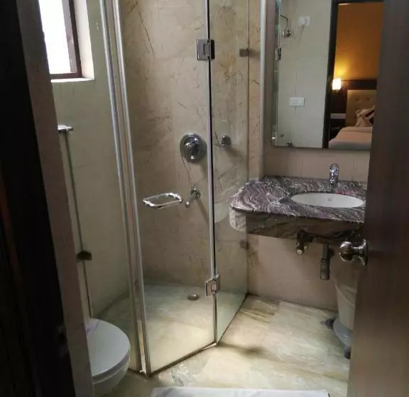 Fotos del hotel Inn Tawang Near Blk Hospital Karol Bagh:  17