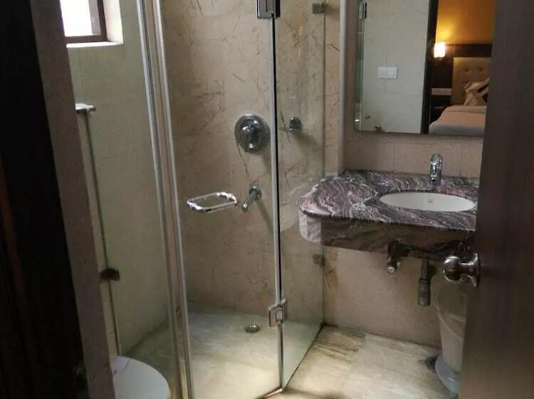 Fotos del hotel Inn Tawang Near Blk Hospital Karol Bagh:  15