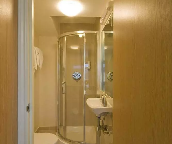 Fotos del hotel Queens:  5