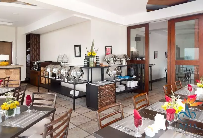 Fotos del hotel Azia Suites And Residences:  4