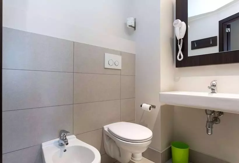 Fotos del hotel B&b Hotel Milano Cenisio Garibaldi:  9