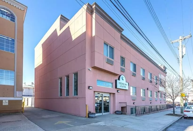 Fotos del hotel Days Inn & Suites Ozone Park Jfk Airport:  3