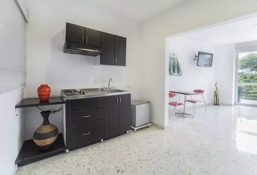 Fotos del hotel Santa Monica Alta:  4