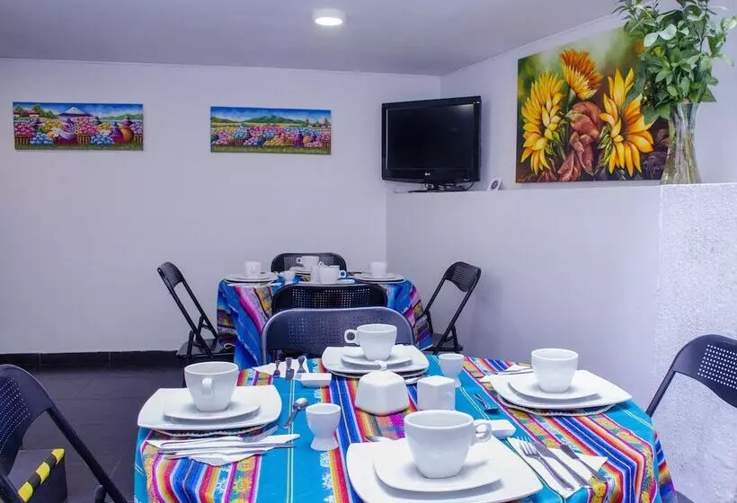 Fotos del hotel Santa Monica Alta:  2