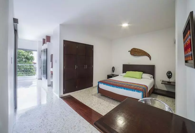 Fotos del hotel Santa Monica Alta:  20