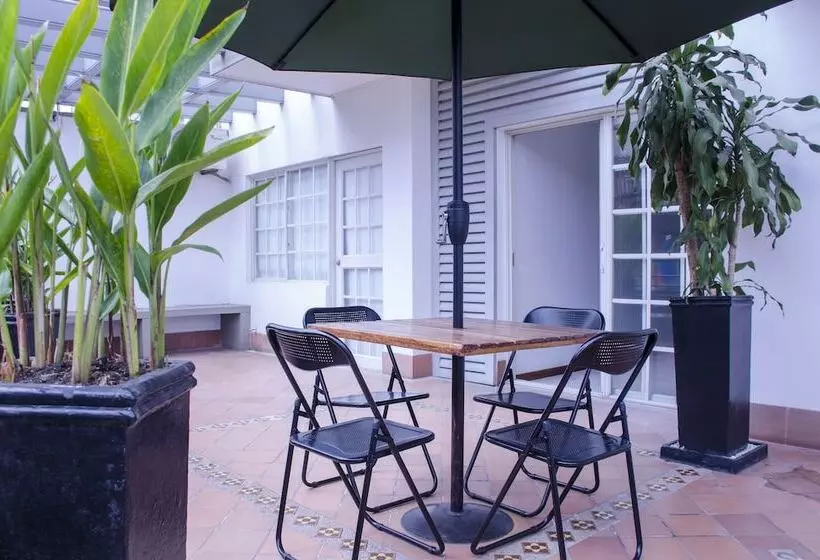 Fotos del hotel Santa Monica Alta:  3