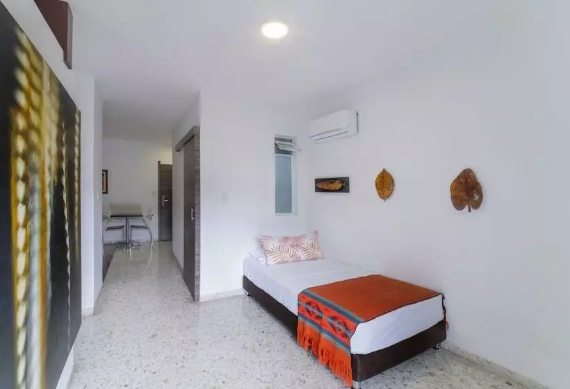 Fotos del hotel Santa Monica Alta:  7