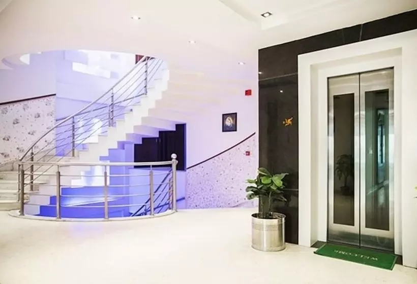 Fotos del hotel Krishna Deluxe:  3