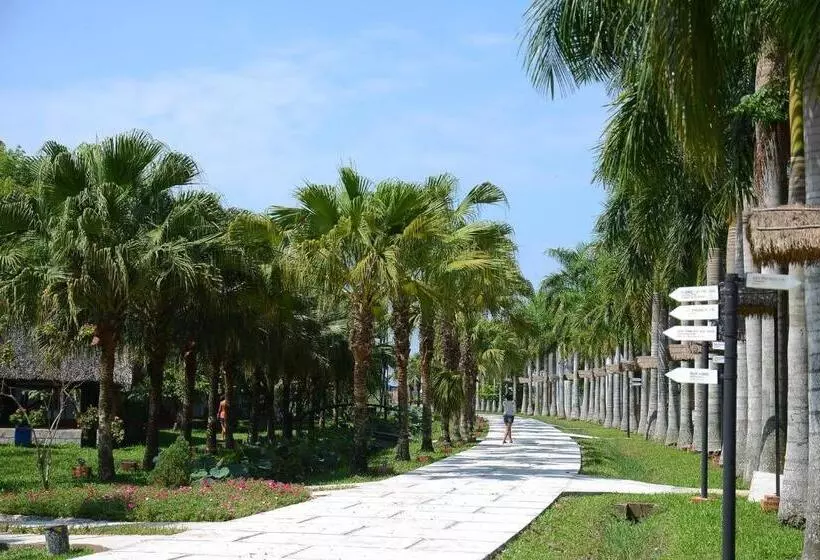 Fotos del hotel Les Hameaux De L Orient:  24