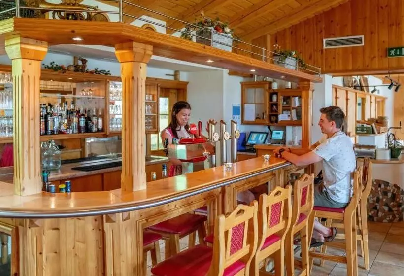 Fotos del hotel Zistelberghof:  5