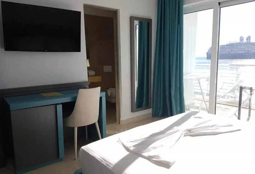 Fotos del hotel Delfini:  7