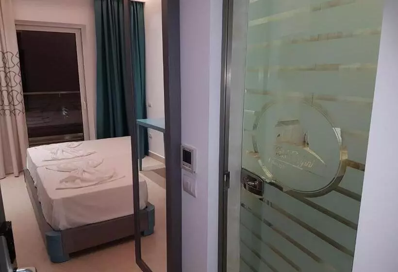 Fotos del hotel Delfini:  15