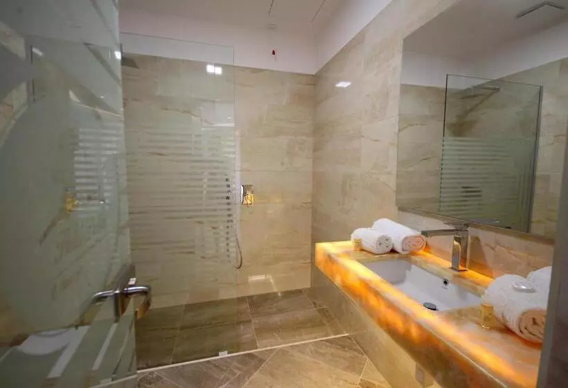 Fotos del hotel Delfini:  9