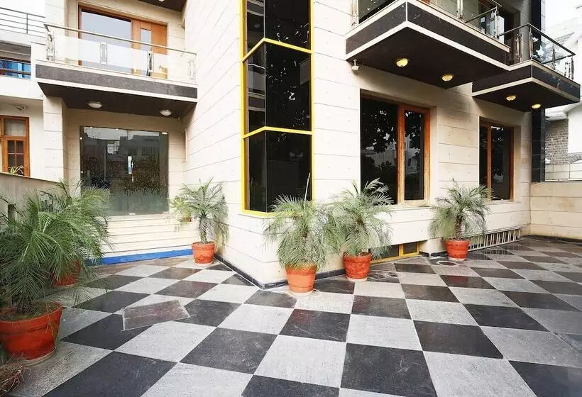 Fotos del hotel Fab Grd Dlf Square:  9