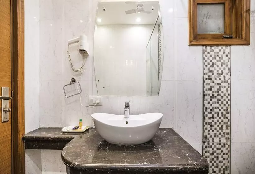 Fotos del hotel Fab Grd Dlf Square:  14