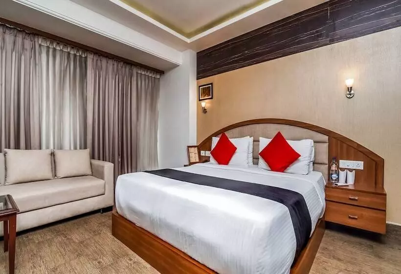 Fotos del hotel Capital O 529 Msk Residency:  17