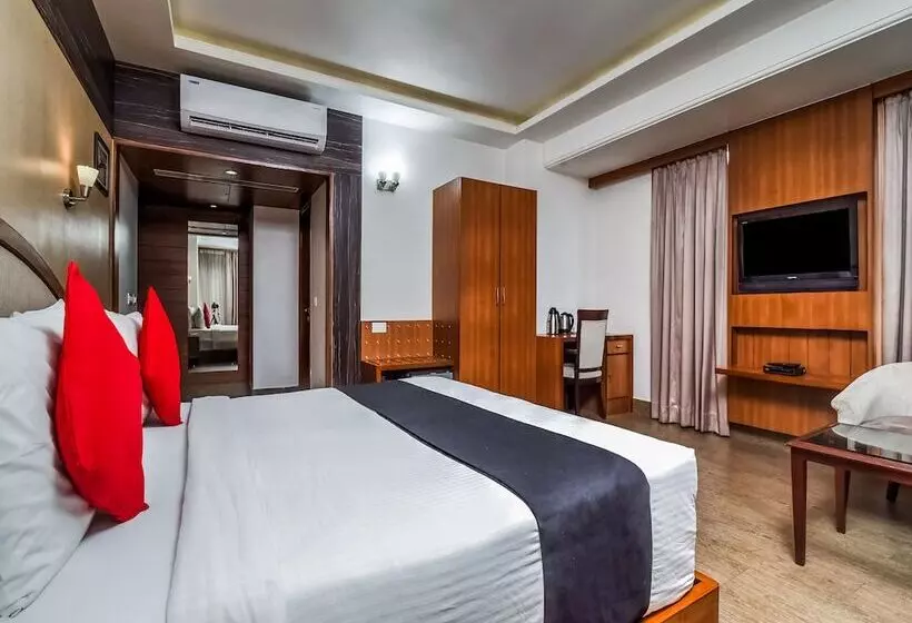 Fotos del hotel Capital O 529 Msk Residency:  18