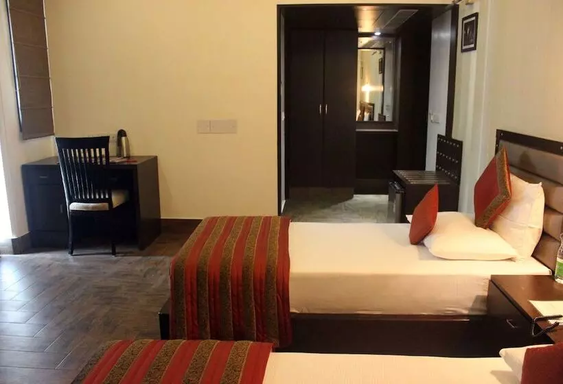 Fotos del hotel Capital O 529 Msk Residency:  2