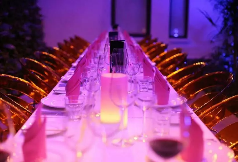 Fotos del hotel Sun & Moon, Urban:  8