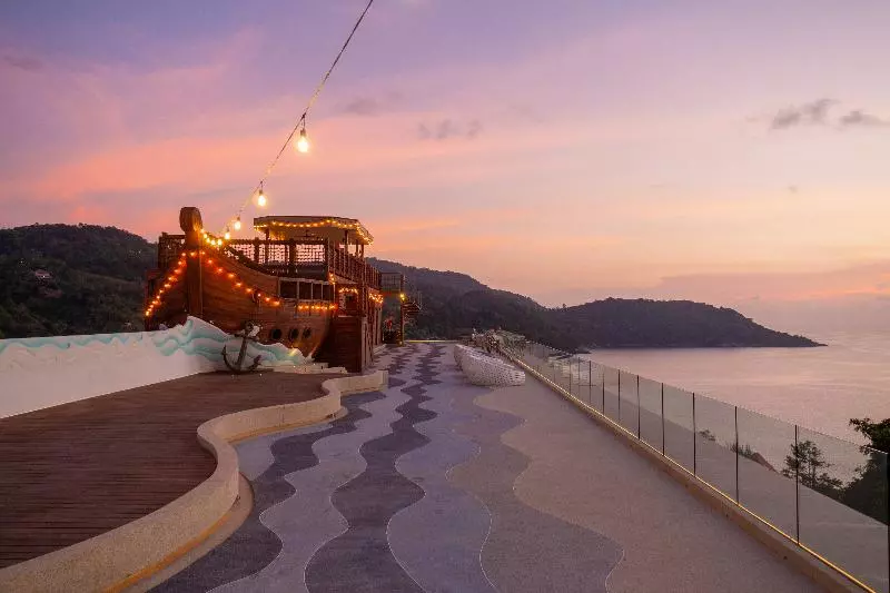 Fotos del hotel The Sea Galleri By Katathani:  24