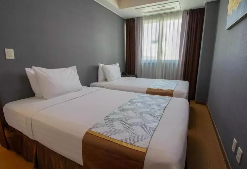 Fotos del hotel Xenia:  11