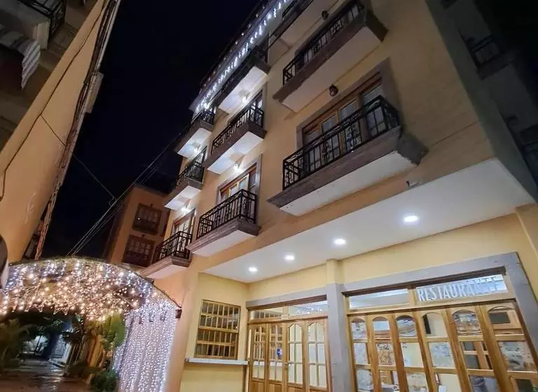 Cancun International Suites