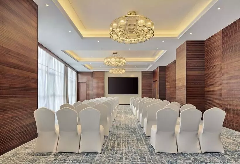 Fotos del hotel Mercure Wuhan Changqing Park:  12