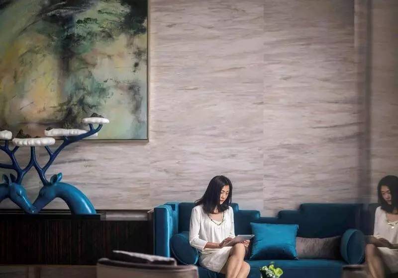 Fotos del hotel Mercure Wuhan Changqing Park:  14