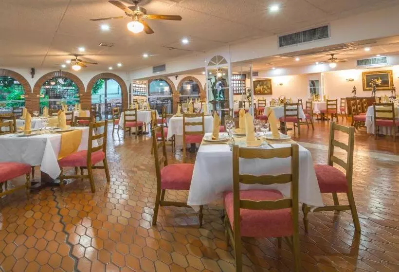 Fotos del hotel Chicala:  3