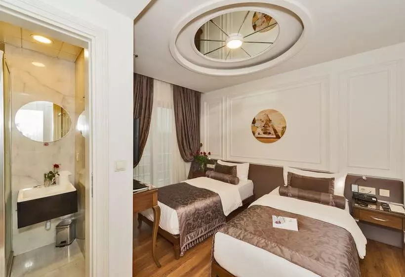 Fotos del hotel Darkmen  2:  24