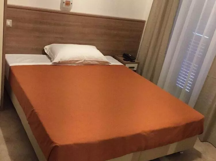 Fotos del hotel Montecarlo:  15