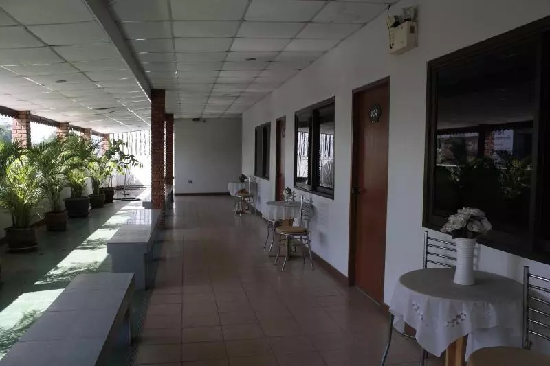 Fotos del hotel Roongruang:  2