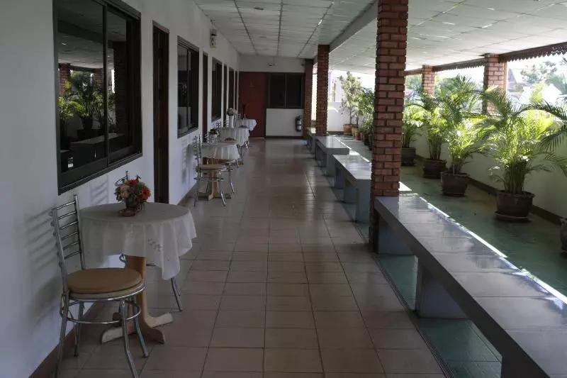 Fotos del hotel Roongruang:  20