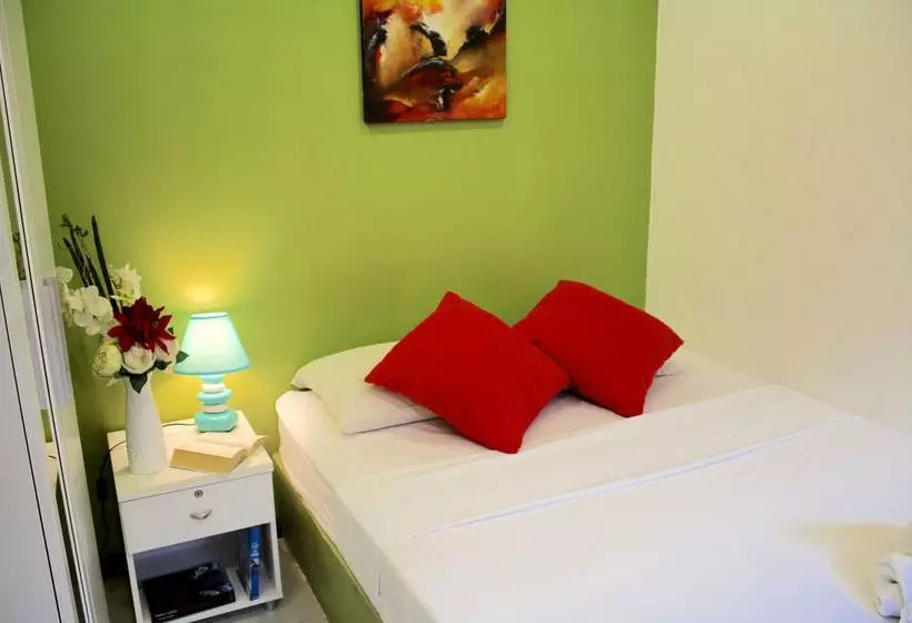 Fotos del hotel Victor Guesthouse:  11