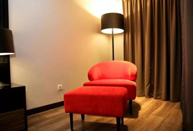 Fotos del hotel Maritime Luxury Suites:  19