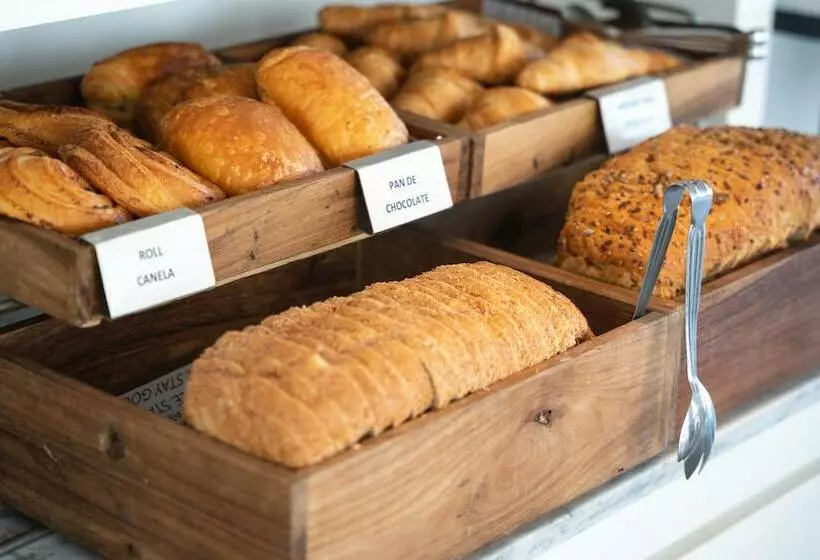 Fotos del hotel Urbanica The Libertador:  16