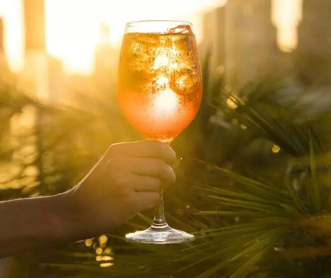 Fotos del hotel Urbanica The Libertador:  22