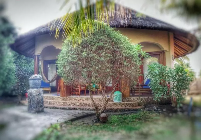 Fotos del hotel 7seas Cottages:  6